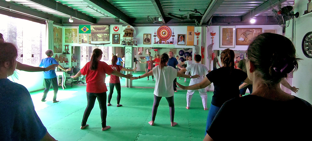 Prática de Tai Chi Chuan no Centro Dao de Cultura Oriental